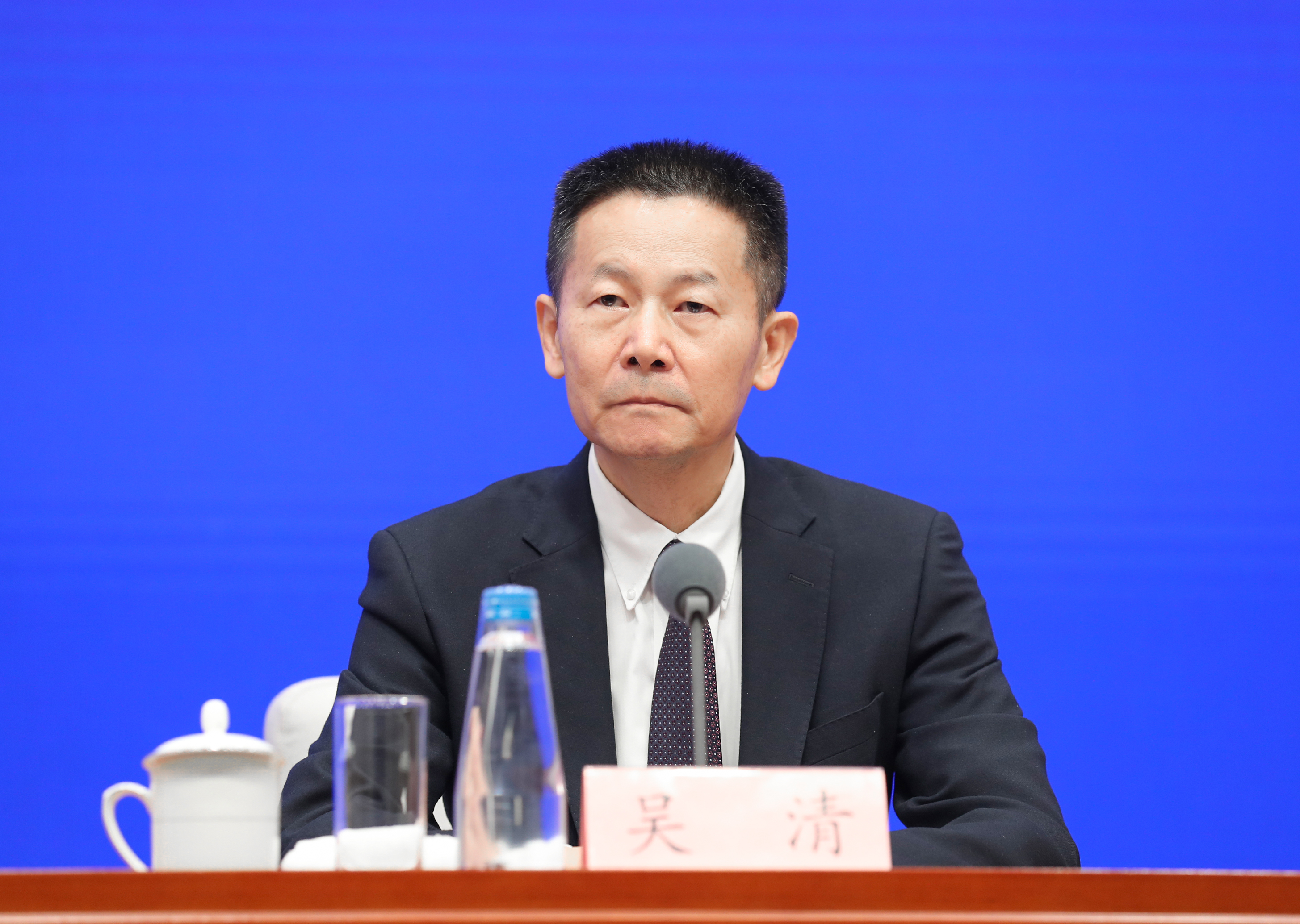 國新辦舉行新聞發(fā)布會 介紹“一攬子金融...